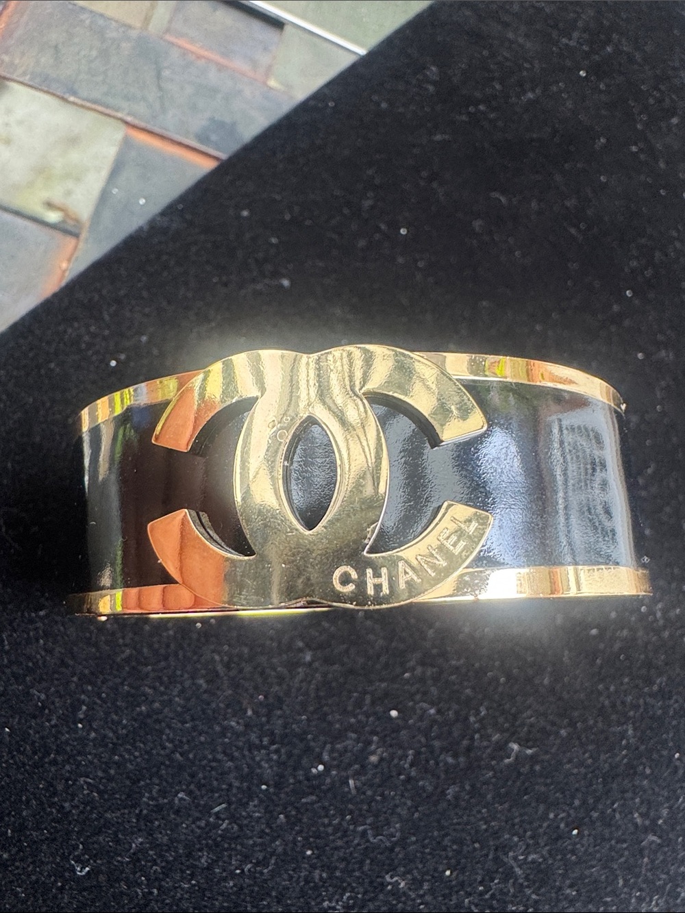 Bangle bracelet Black enamel and Gold tone Wide Bangle Bracelet